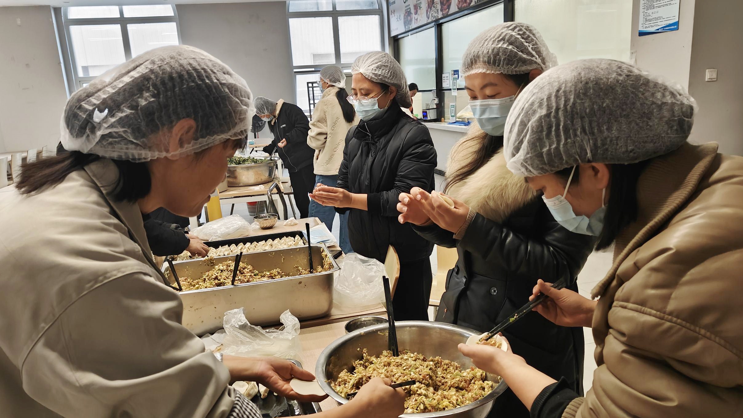 &ldquo;温情冬至&middot;暖意融融&rdquo;华邦保和冬至送温暖活动